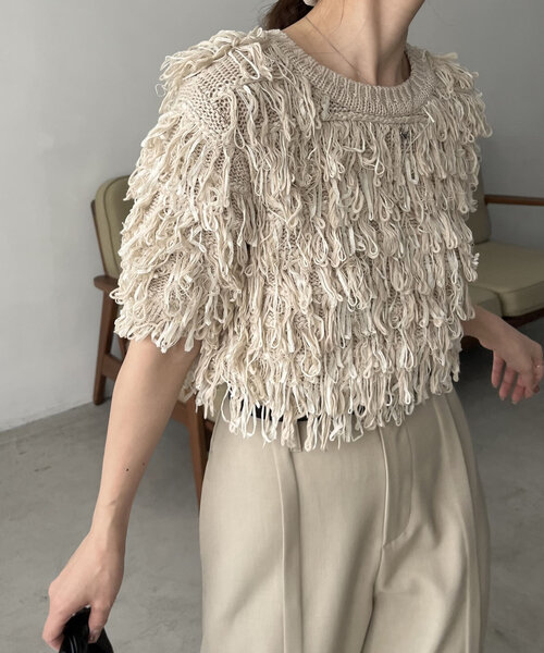 CAPRICIEUX LE'MAGE（カプリシューレマージュ）の「ループフリンジ半袖プルオーバー（ニット/セーター・レディース・ブラック/ライトベージュ・FREE）」の18枚目の写真