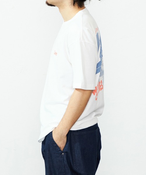 Lee（リー）の「Lee/リー バックプリントTシャツ（Tシャツ/カットソー・メンズ・サックスブルー/チャコールグレー/ホワイト/ホワイト系その他・SMALL/MEDIUM/X-LARGE/LARGE）」の22枚目の写真