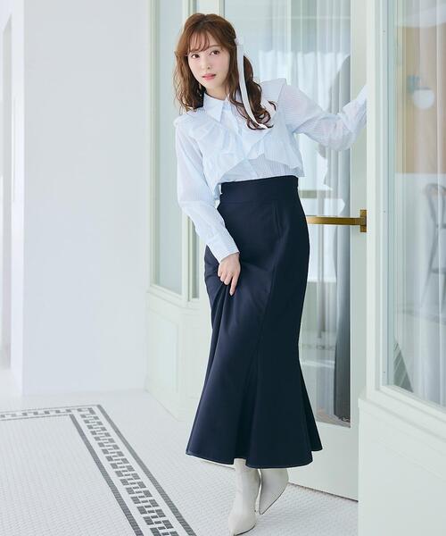 SWINGLE（スウィングル）の「パイピングヘム美シルエットマーメイドスカート（スカート・レディース・ベージュ/ネイビー/ブルー・MEDIUM/SMALL）」の15枚目の写真