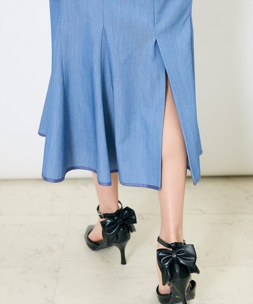 SWINGLE（スウィングル）の「パイピングヘム美シルエットマーメイドスカート（スカート・レディース・ベージュ/ネイビー/ブルー・MEDIUM/SMALL）」の7枚目の写真