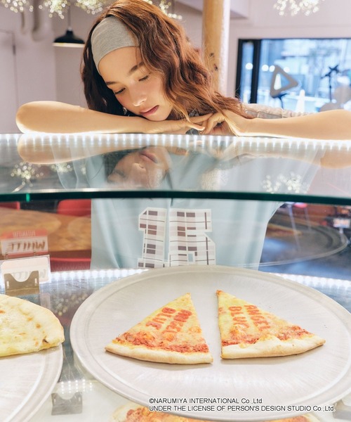 FOREVER 21（フォーエバー トゥエンティーワン）の「【ANGEL BLUE】ゲームシャツ（Tシャツ/カットソー・レディース・ナチュラル/ブルー/ブラック・FREE）」の4枚目の写真