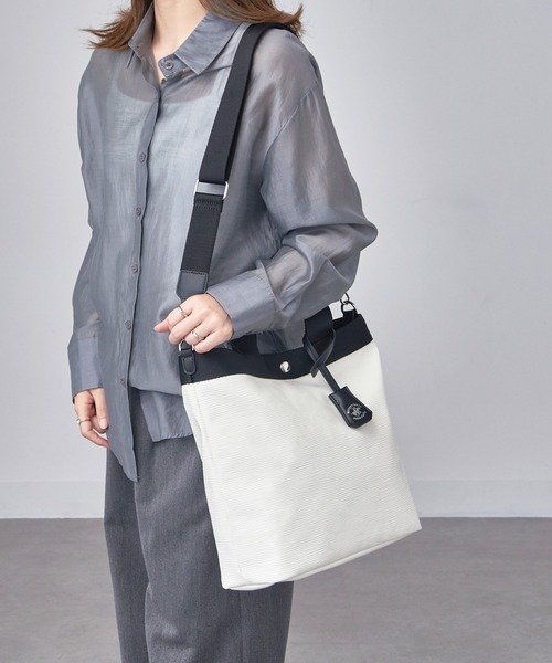 BEVERLY HILLS POLO CLUB(ビバリーヒルズポロクラブ)の「【BEVERLY HILLS POLO CLUB】≪別注≫A4収納可能 ハイクオリティPUレザーショルダーバッグ BH9013(ショルダーバッグ・レディース・ホワイト/ブラック/ベージュ・FREE)」の14枚目の写真