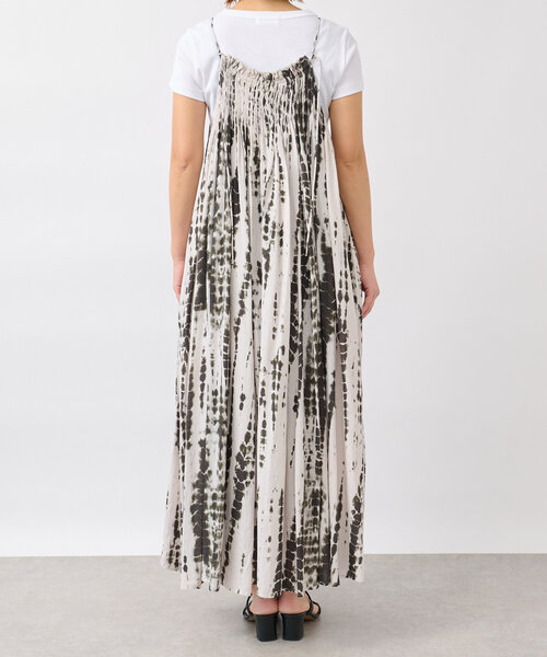 RIVE DROITE（リヴドロワ）の「【à Nice （ア ・ニース）】タイダイプリントキャミドレス（ワンピース・レディース・ブラック/カーキ・FREE）」の12枚目の写真