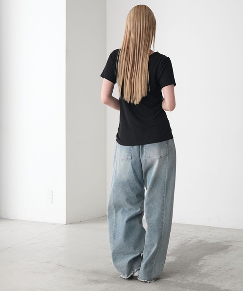 RIKA × forksy. 】ツイストデザイン 2way 半袖クルーネック コンパクト