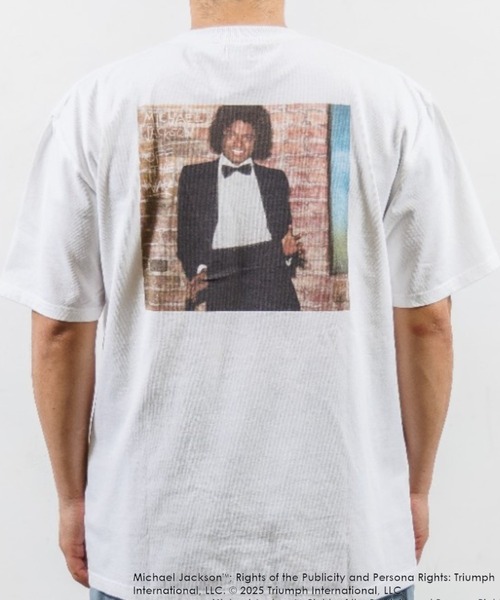 JUNKSOUL(ジャンクソウル)の「JUNK SOUL/MICHAEL JACKSON(マイケルジャクソン) PHOTO Tシャツ (M4)(Tシャツ/カットソー・メンズ・ホワイト/チャコールグレー・X-LARGE/LARGE/MEDIUM)」の1枚目の写真