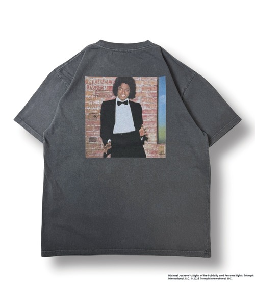 JUNKSOUL(ジャンクソウル)の「JUNK SOUL/MICHAEL JACKSON(マイケルジャクソン) PHOTO Tシャツ (M4)(Tシャツ/カットソー・メンズ・ホワイト/チャコールグレー・X-LARGE/LARGE/MEDIUM)」の4枚目の写真