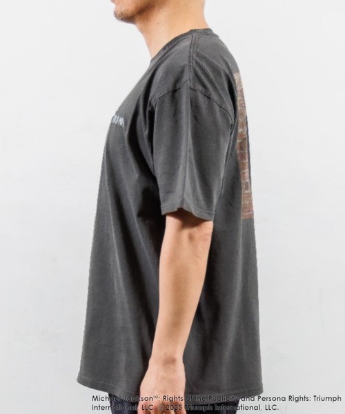 JUNKSOUL(ジャンクソウル)の「JUNK SOUL/MICHAEL JACKSON(マイケルジャクソン) PHOTO Tシャツ (M4)(Tシャツ/カットソー・メンズ・ホワイト/チャコールグレー・X-LARGE/LARGE/MEDIUM)」の11枚目の写真