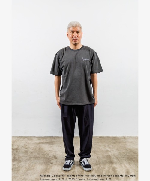 JUNKSOUL(ジャンクソウル)の「JUNK SOUL/MICHAEL JACKSON(マイケルジャクソン) PHOTO Tシャツ (M4)(Tシャツ/カットソー・メンズ・ホワイト/チャコールグレー・X-LARGE/LARGE/MEDIUM)」の13枚目の写真