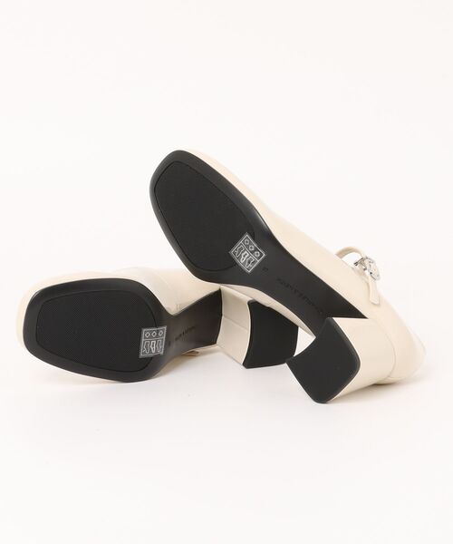 CHARLES & KEITH パテントブロックヒール メリージェーンパンプス CHARLES & KEITH｜パテント ブロックヒールメリージェーン