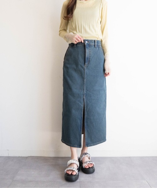 Fabby fabby（ファビィーファビィー）の「厚底ラウンドコンフォートシャーリングサンダル（サンダル・レディース・ブラック/シルバー・MEDIUM/LARGE）」の22枚目の写真