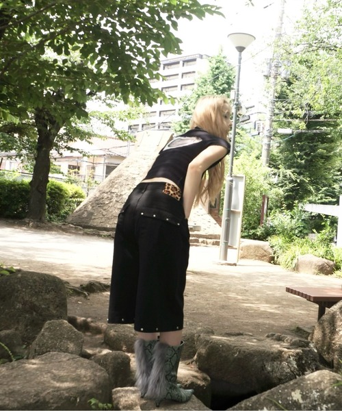 musubore(ムスボレ)の「【 select 】studs bermuda black denim PT / スタッズバミューダパンツ(デニムパンツ・レディース・ブラック・L/M)」の19枚目の写真