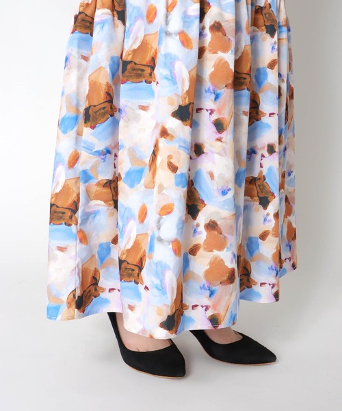 Jines（ジネス）の「アートプリント切替ギャザースカート（スカート・レディース・イエロー/ブルー・38）」の11枚目の写真