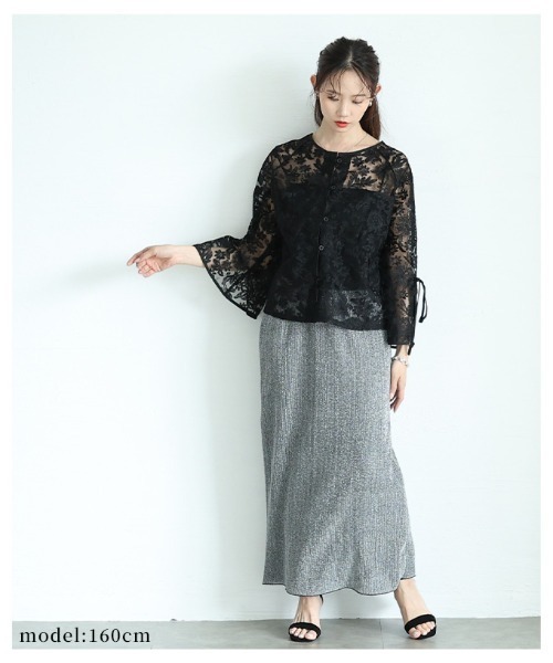 Sawa a la mode（サワアラモード）の「総花柄レースフレアスリーブブラウス（シャツ/ブラウス・レディース・オフホワイト/ブラック・FREE）」の6枚目の写真