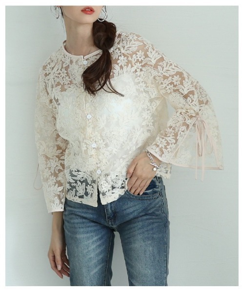 Sawa a la mode（サワアラモード）の「総花柄レースフレアスリーブブラウス（シャツ/ブラウス・レディース・オフホワイト/ブラック・FREE）」の16枚目の写真