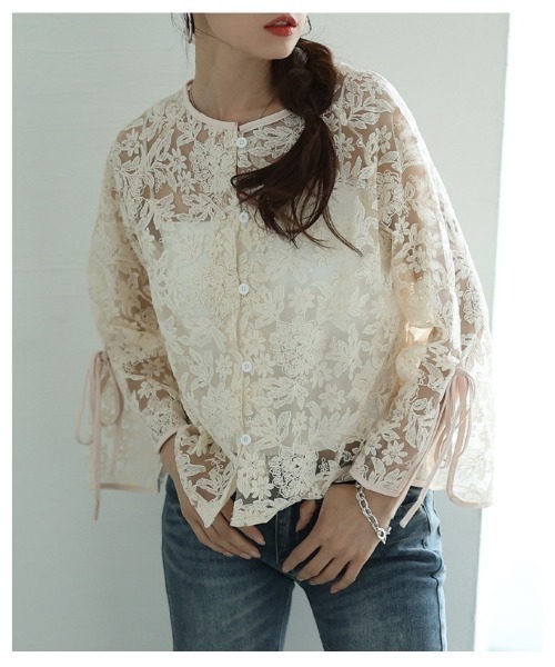 Sawa a la mode（サワアラモード）の「総花柄レースフレアスリーブブラウス（シャツ/ブラウス・レディース・オフホワイト/ブラック・FREE）」の19枚目の写真