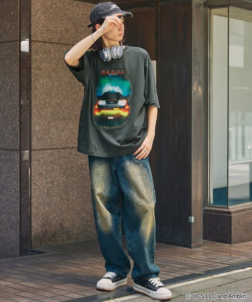 MONO-MART(モノマート)の「【UNIVERSAL×たいさやのパークガイド】ヴィンテージライク グラフィックオーバーサイズ 半袖Tシャツ(Tシャツ/カットソー・レディース・スミクロ/ブラック系/ブラック系1/オフホワイト・M/L)」の10枚目の写真