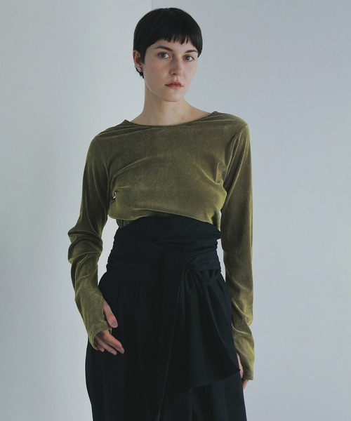 MANOF(マノフ)の「TULLE FLOCKED STRIPE TOPS(Tシャツ/カットソー・レディース・キャメル/イエロー/ブルー/ブラック/アイボリー・FREE)」の5枚目の写真