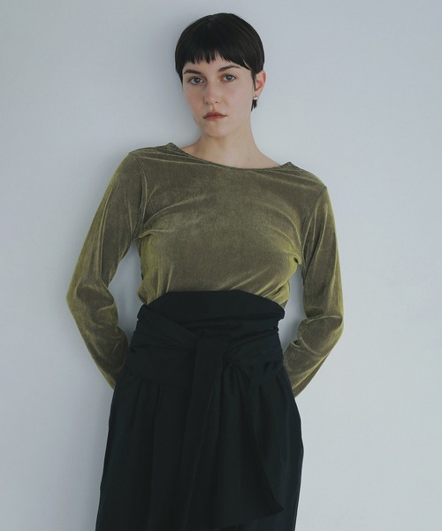 MANOF(マノフ)の「TULLE FLOCKED STRIPE TOPS(Tシャツ/カットソー・レディース・キャメル/イエロー/ブルー/ブラック/アイボリー・FREE)」の19枚目の写真