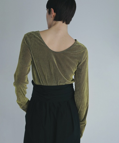 MANOF(マノフ)の「TULLE FLOCKED STRIPE TOPS(Tシャツ/カットソー・レディース・キャメル/イエロー/ブルー/ブラック/アイボリー・FREE)」の20枚目の写真