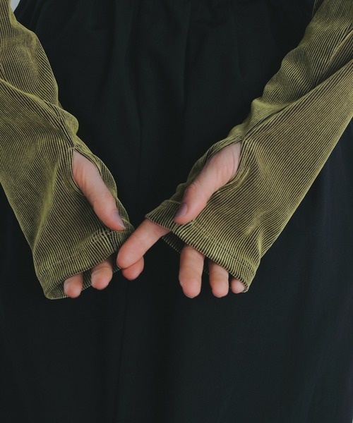 MANOF(マノフ)の「TULLE FLOCKED STRIPE TOPS(Tシャツ/カットソー・レディース・キャメル/イエロー/ブルー/ブラック/アイボリー・FREE)」の22枚目の写真