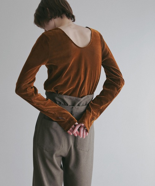 MANOF(マノフ)の「TULLE FLOCKED STRIPE TOPS(Tシャツ/カットソー・レディース・キャメル/イエロー/ブルー/ブラック/アイボリー・FREE)」の10枚目の写真