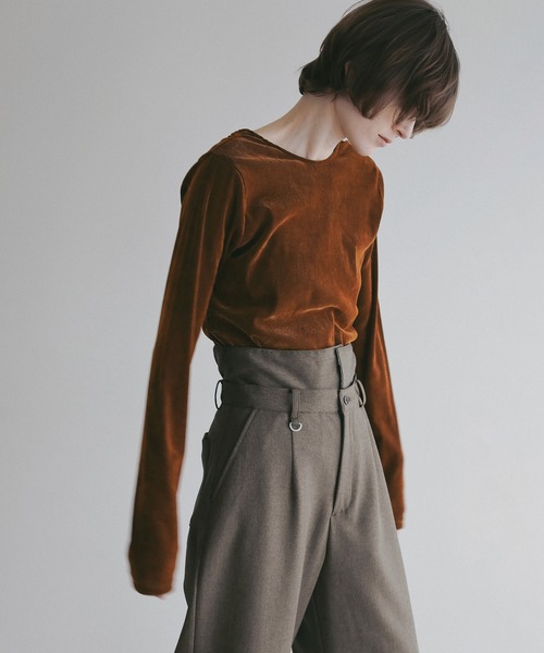 MANOF(マノフ)の「TULLE FLOCKED STRIPE TOPS(Tシャツ/カットソー・レディース・キャメル/イエロー/ブルー/ブラック/アイボリー・FREE)」の8枚目の写真