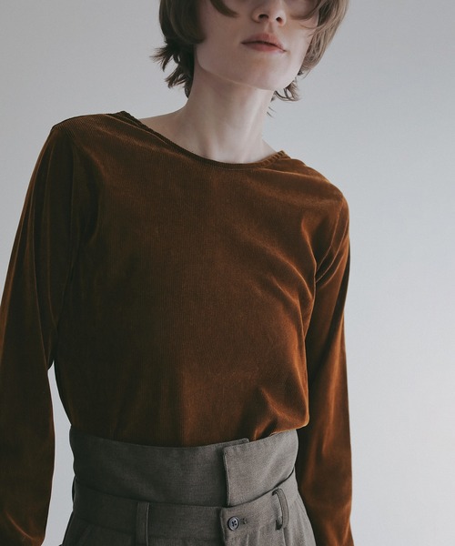 MANOF(マノフ)の「TULLE FLOCKED STRIPE TOPS(Tシャツ/カットソー・レディース・キャメル/イエロー/ブルー/ブラック/アイボリー・FREE)」の14枚目の写真