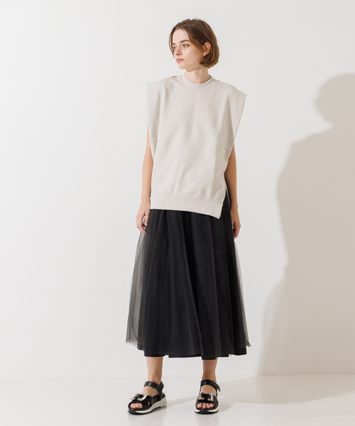 DESIGNWORKS(デザインワークス)の「裏毛サイドスリットフレンチスリーブプルオーバー(Tシャツ/カットソー・レディース・グレイッシュベージュ/オレンジ・38)」の4枚目の写真