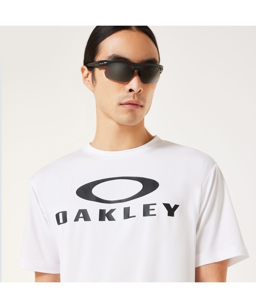 OAKLEY(オークリー)の「オークリー ENHANCE QDEVO SS TEE O BARK 4.0/Tシャツ/吸汗速乾/トレーニングコレクション/ OAKLEY(Tシャツ/カットソー・メンズ・ネイビー/ホワイト/ブラック・M/L/S/XS/XL)」の1枚目の写真