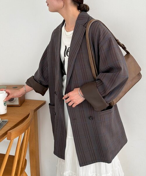 DISCOAT（ディスコート）の「【ユニセックス】チェックWブレストオーバージャケット（テーラードジャケット・レディース・ベージュ/ダークブラウン/ブラウン・FREE/SHORT）」の16枚目の写真