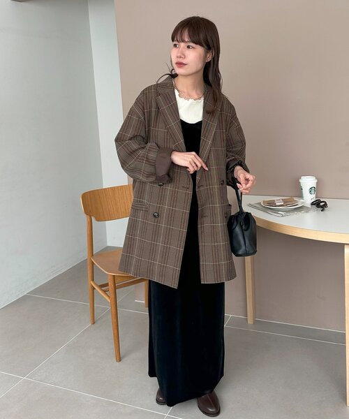 DISCOAT（ディスコート）の「【ユニセックス】チェックWブレストオーバージャケット（テーラードジャケット・レディース・ベージュ/ダークブラウン/ブラウン・FREE/SHORT）」の7枚目の写真