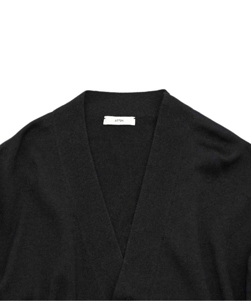 ATON（エイトン）の「【ATON】WOOL WASHI  OVERSIZED CARDIGAN（カーディガン/ボレロ・メンズ・ブラウン/ブラック・4）」の8枚目の写真