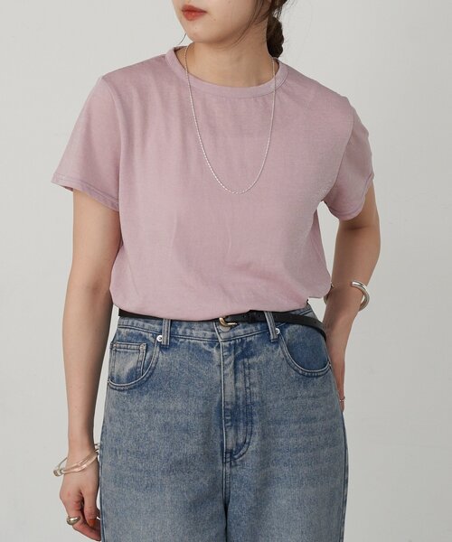 SHENERY（シーナリー）の「シャイニー天竺Tシャツ（Tシャツ/カットソー・レディース・ブルー/オフホワイト/ブラック/ピンク・FREE）」の10枚目の写真