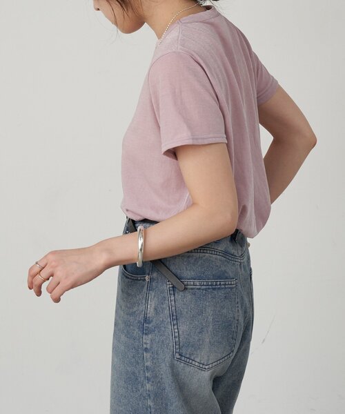 SHENERY（シーナリー）の「シャイニー天竺Tシャツ（Tシャツ/カットソー・レディース・ブルー/オフホワイト/ブラック/ピンク・FREE）」の11枚目の写真