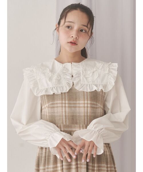 新品タグ付きmerry jennyメリージェニーribbonフリルカラーブラウス セール】ribbonフリルカラーブラウス（シャツ/ブラウス）｜merry jenny