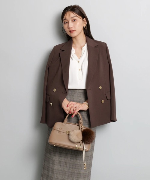 JUSGLITTY（ジャスグリッティー）の「チェーンネックゆるブラウス（シャツ/ブラウス・レディース・ネイビー/ピンクベージュ/オフホワイト・2/1）」の13枚目の写真