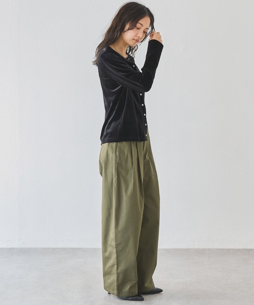 LAVEANGE（ラビアンジェ）の「ツータックヘリンボーンワイドスラックス（スラックス・レディース・ベージュ/グリーン/ブラック・マルチサイズ）」の13枚目の写真
