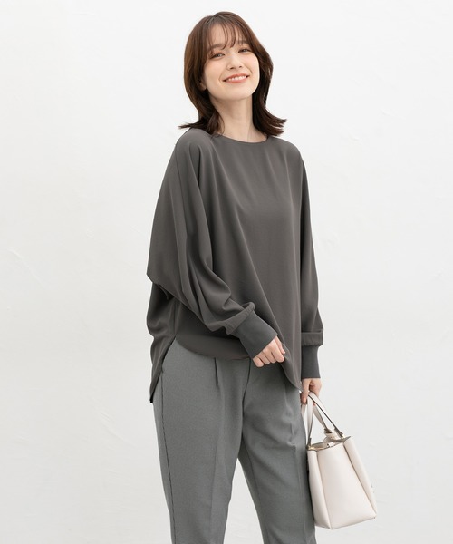 Honeys（ハニーズ）の「ドルマンブラウス（シャツ/ブラウス・レディース・ボルドー/ブラック/グレイッシュベージュ/チャコール・M/LL/L）」の11枚目の写真