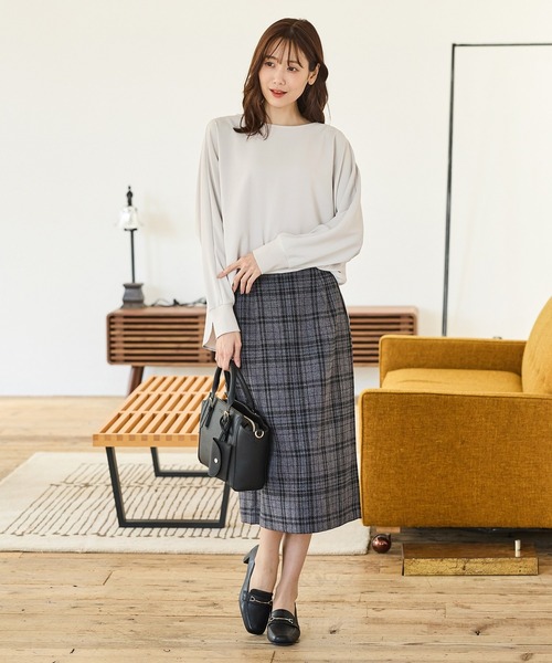 Honeys（ハニーズ）の「ドルマンブラウス（シャツ/ブラウス・レディース・ボルドー/ブラック/グレイッシュベージュ/チャコール・M/LL/L）」の14枚目の写真
