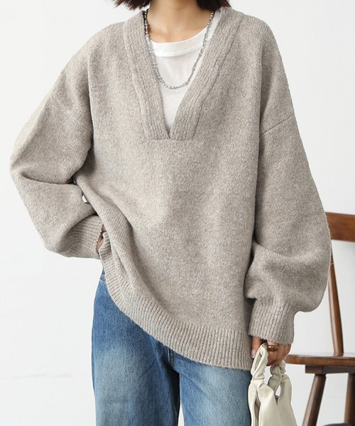 ONEP STAR(ワンピスター)の「オーバーサイズVネックニットセーター(ニット/セーター・レディース・ネイビー/ベージュ系その他/ピンク/チャコール/ベージュ/グレイッシュベージュ/アイボリー/グレー系その他・FREE)」の6枚目の写真