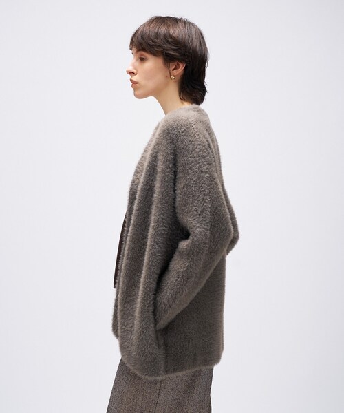 cloenc（クロエンス）の「【手洗い可】フェザーヤーンカーディガン（カーディガン/ボレロ・レディース・ナチュラル/ブラウン系/ピンク・02）」の6枚目の写真