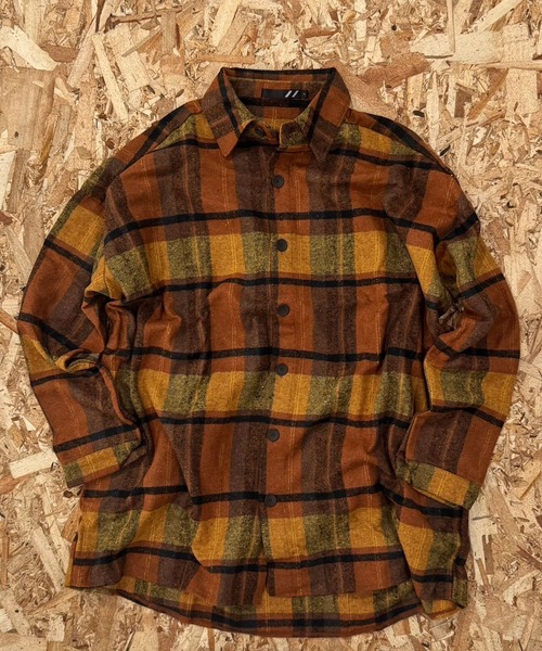 SHISKY（シスキー）の「【オーバーサイズ ヘビーネルシャツ】ワイドシルエット　チェック柄ヘビーネルシャツ（シャツ/ブラウス・メンズ・グレー系その他/ブラウン系その他/オレンジ系その他/ブラック系その他/ベージュ系その他/グリーン系その他・FREE）」の2枚目の写真