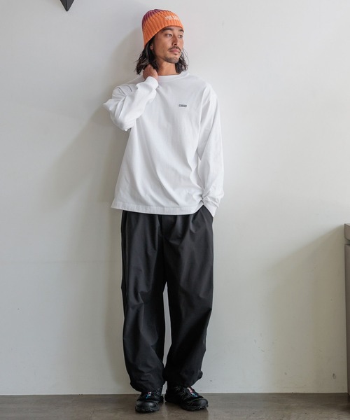 HEREIAM（ヘレイアム）の「【HEREIAM MEN】RENUストレッチタフタ使用。撥水フォルムパンツ（その他パンツ・メンズ・カーキ/ブラック・MEDIUM/LARGE）」の6枚目の写真