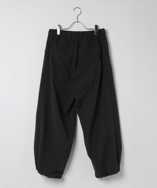 HEREIAM（ヘレイアム）の「【HEREIAM MEN】RENUストレッチタフタ使用。撥水フォルムパンツ（その他パンツ・メンズ・カーキ/ブラック・MEDIUM/LARGE）」の20枚目の写真