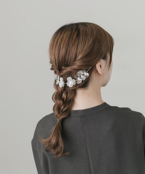 セール】メタルフラワーバックカチューシャ（その他ヘアアクセサリー