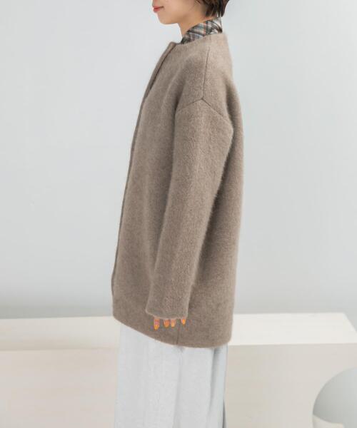 URBAN RESEARCH ROSSO WOMEN（アーバンリサーチ　ロッソ）の「ELENDEEK　CREW-NECK RACCOON MIX WCARDIGAN（カーディガン/ボレロ・レディース・ベージュ系その他/ボルドー・1/2）」の20枚目の写真