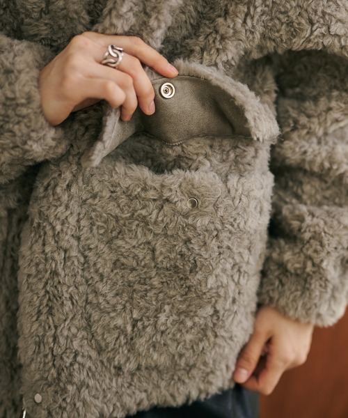 LAULEN（ローレン）の「wool boa double pocket coat /ウールボアダブルポケットコート（その他アウター・レディース・ベージュ/ブラウン/チャコールグレー/グレイッシュベージュ・FREE）」の17枚目の写真