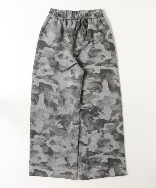 .KOM(ドットコム)の「A'GEM/9 × .kom 『.KOM/ドットケーオーエム』 Camouflage Wide Sweat Pants/カモフラージュ ワイドスウェットパンツ(スウェットパンツ・レディース・グレー・M)」の12枚目の写真