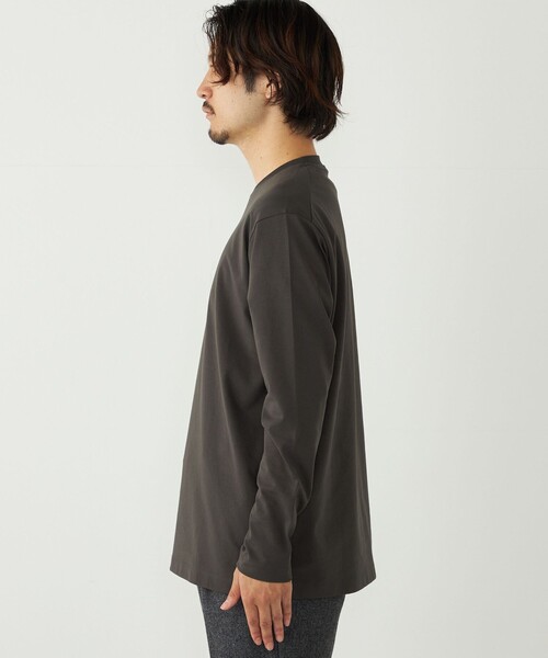 SHIPS Colors（シップス カラーズ）の「〈速乾・UVカット〉AVANT(R) 3D ロングスリーブ ビズT◇（Tシャツ/カットソー・メンズ・ライトグレー/ダークグレー/ベージュ/オフホワイト/ブラック/ベージュ系/ネイビー・SMALL/MEDIUM/LARGE/X-LARGE）」の14枚目の写真