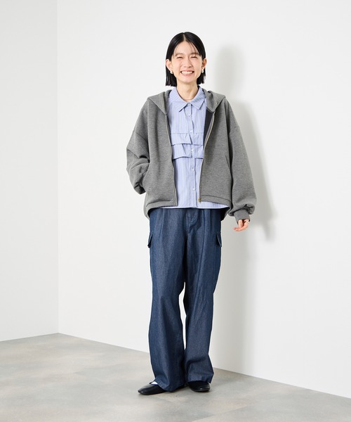Mac-House(マックハウス)の「Idnes デニムカーゴパンツ(カーゴパンツ・レディース・ネイビー/ブルー・L/M)」の5枚目の写真